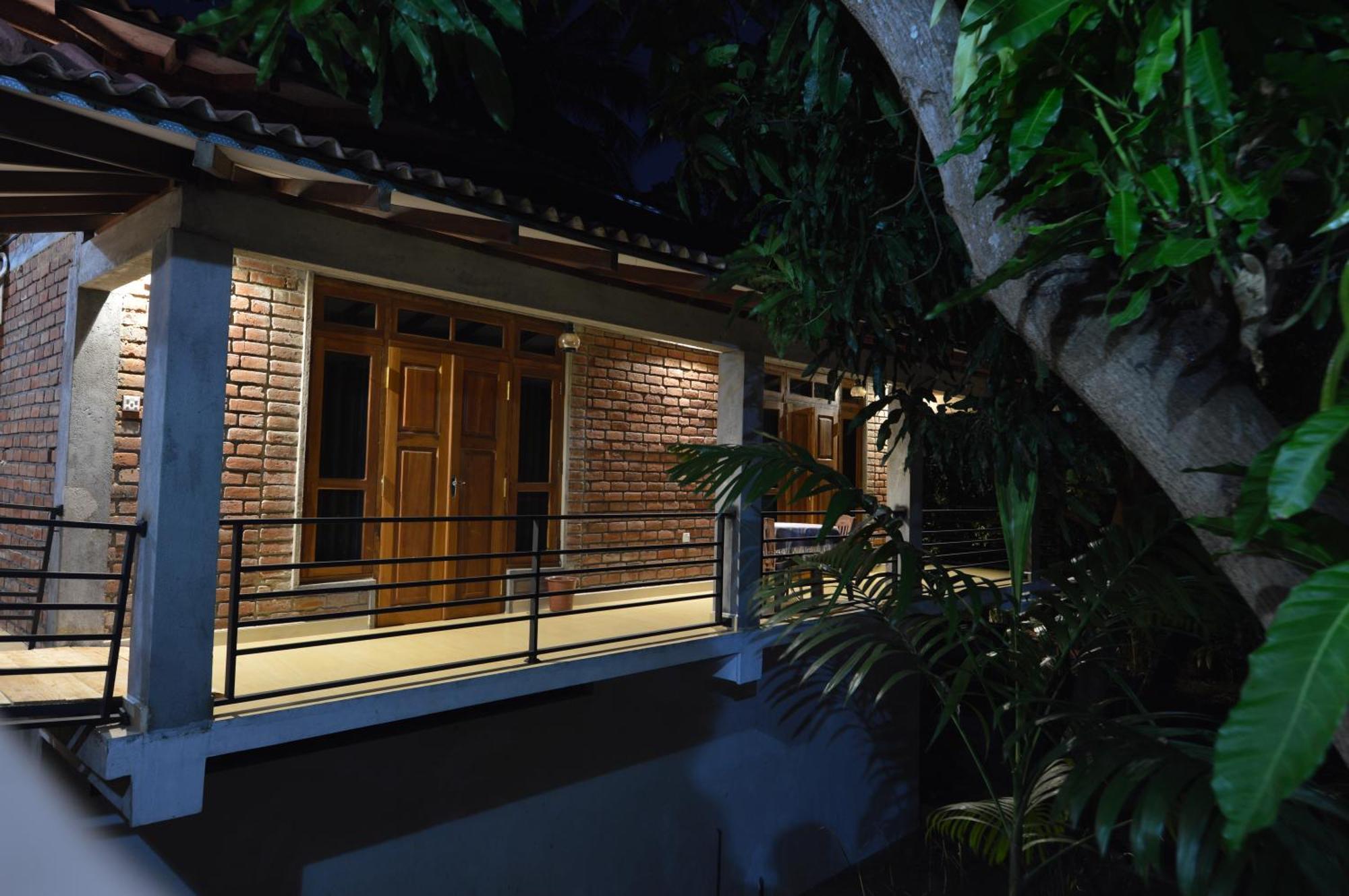Binara Home Stay โปลอนนารูวา ภายนอก รูปภาพ