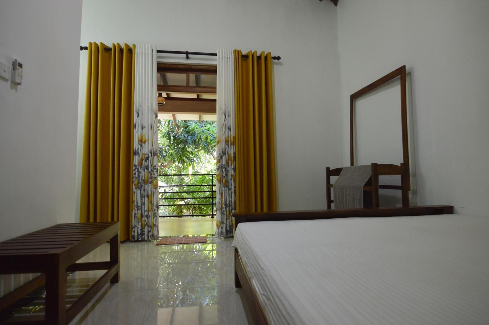 Binara Home Stay โปลอนนารูวา ภายนอก รูปภาพ