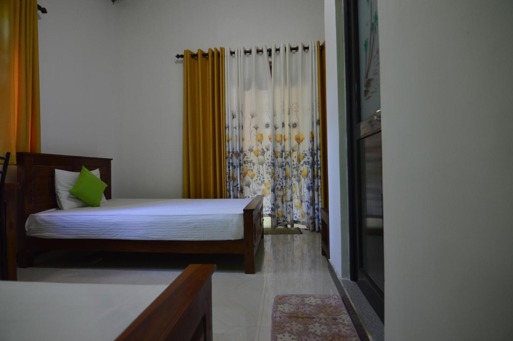 Binara Home Stay โปลอนนารูวา ภายนอก รูปภาพ