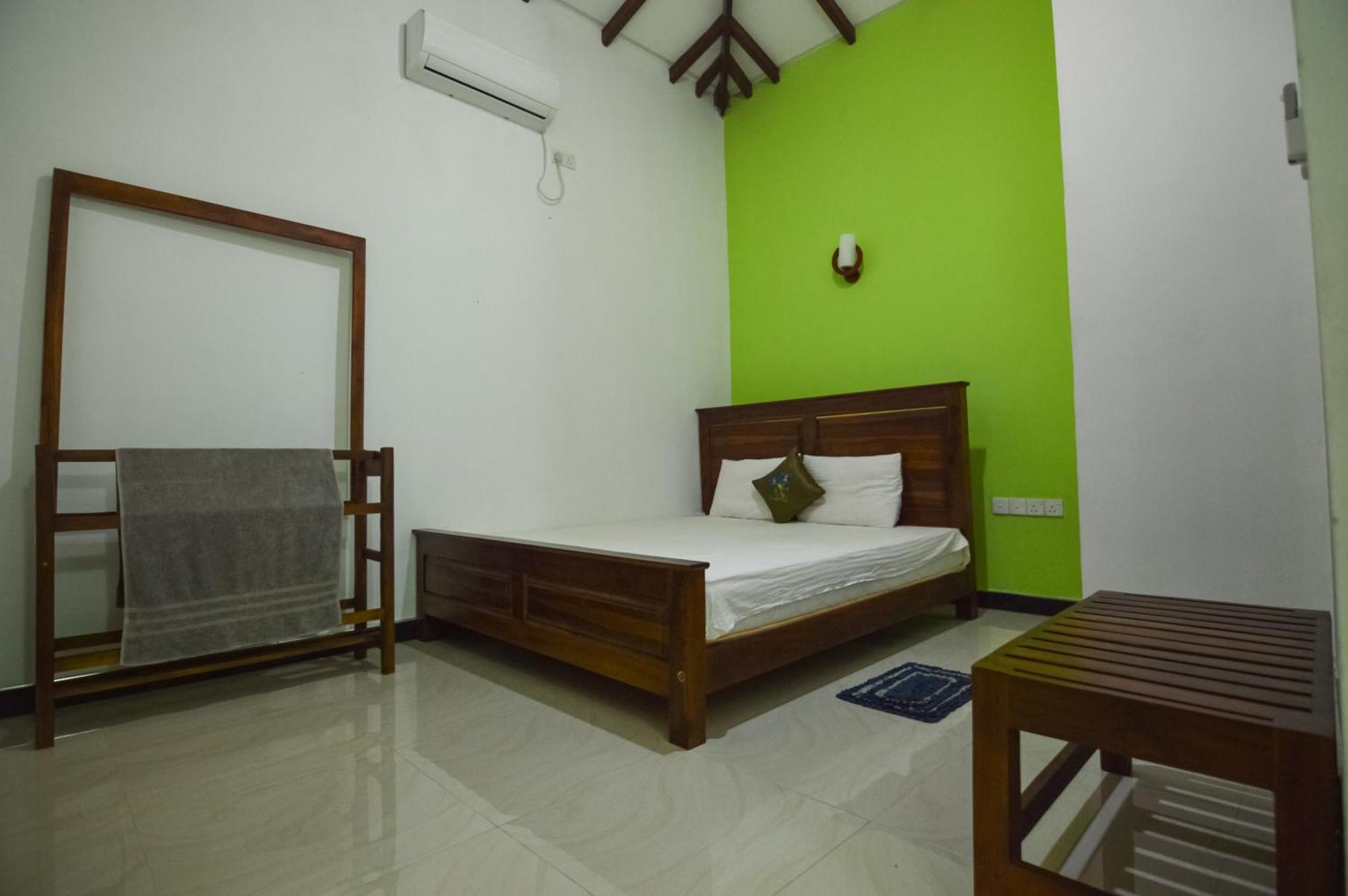 Binara Home Stay โปลอนนารูวา ภายนอก รูปภาพ