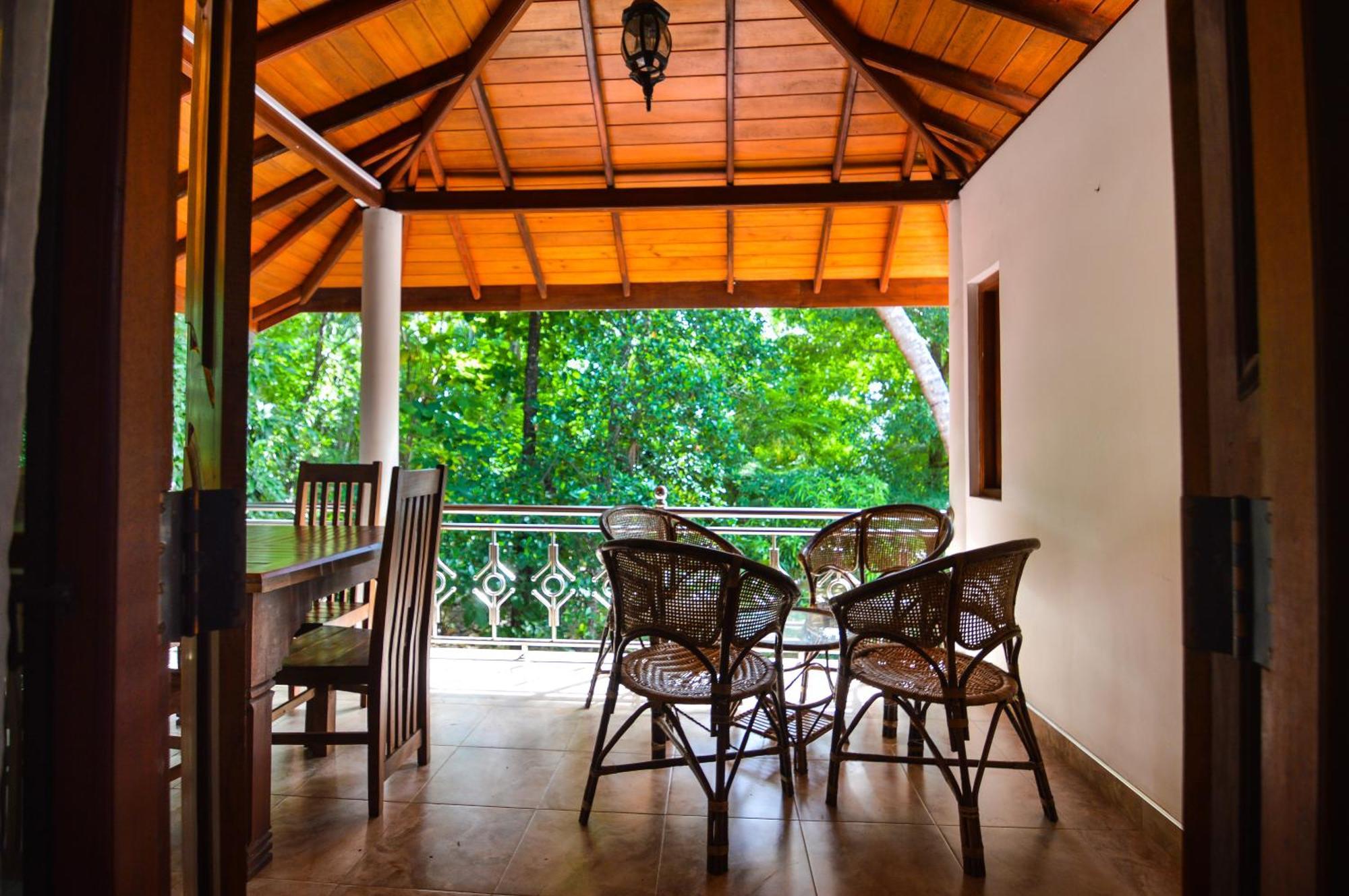 Binara Home Stay โปลอนนารูวา ภายนอก รูปภาพ