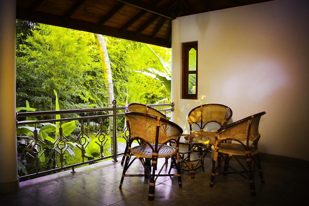 Binara Home Stay โปลอนนารูวา ภายนอก รูปภาพ
